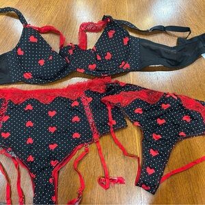 Cacique Black and Red Heart Print Bra 44C 18/20 Set Plus Size 3 Pc NWOT